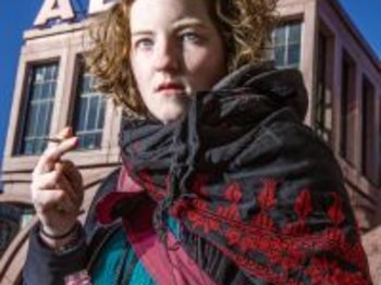 Jugend ohne Gott | © Esra Rotthoff