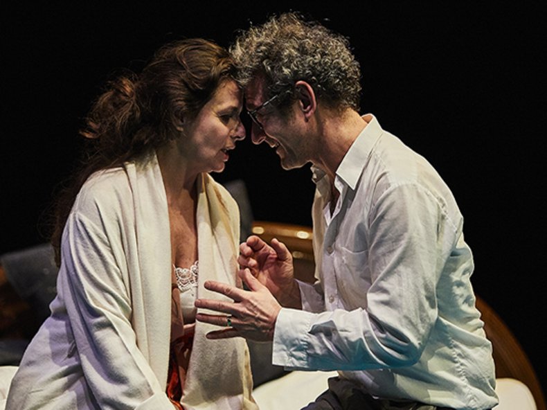 ARBEIT | © Lucia Hunziker